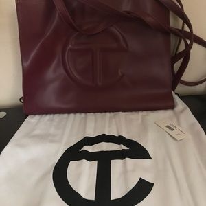 Medium shopper oxblood